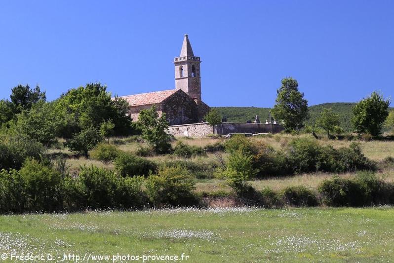 Gite A La Ferme Ongles エクステリア 写真